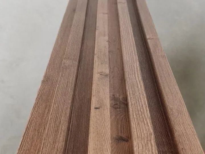 Painel de Parede Ripado Interior Castanheiro